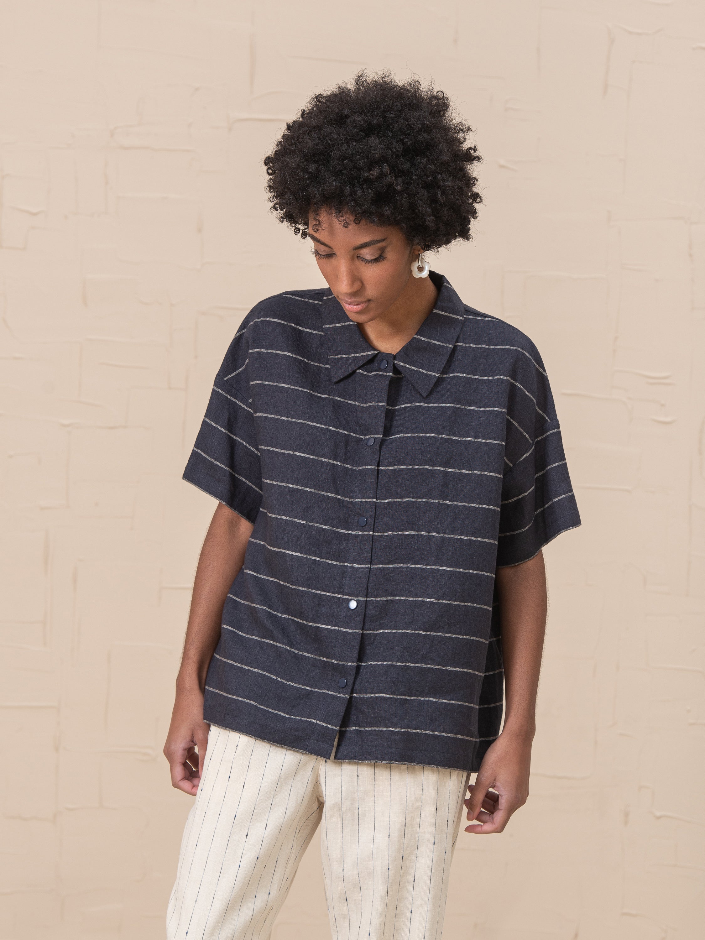 Short Sleeve Olivia Shirt in Striped Linen