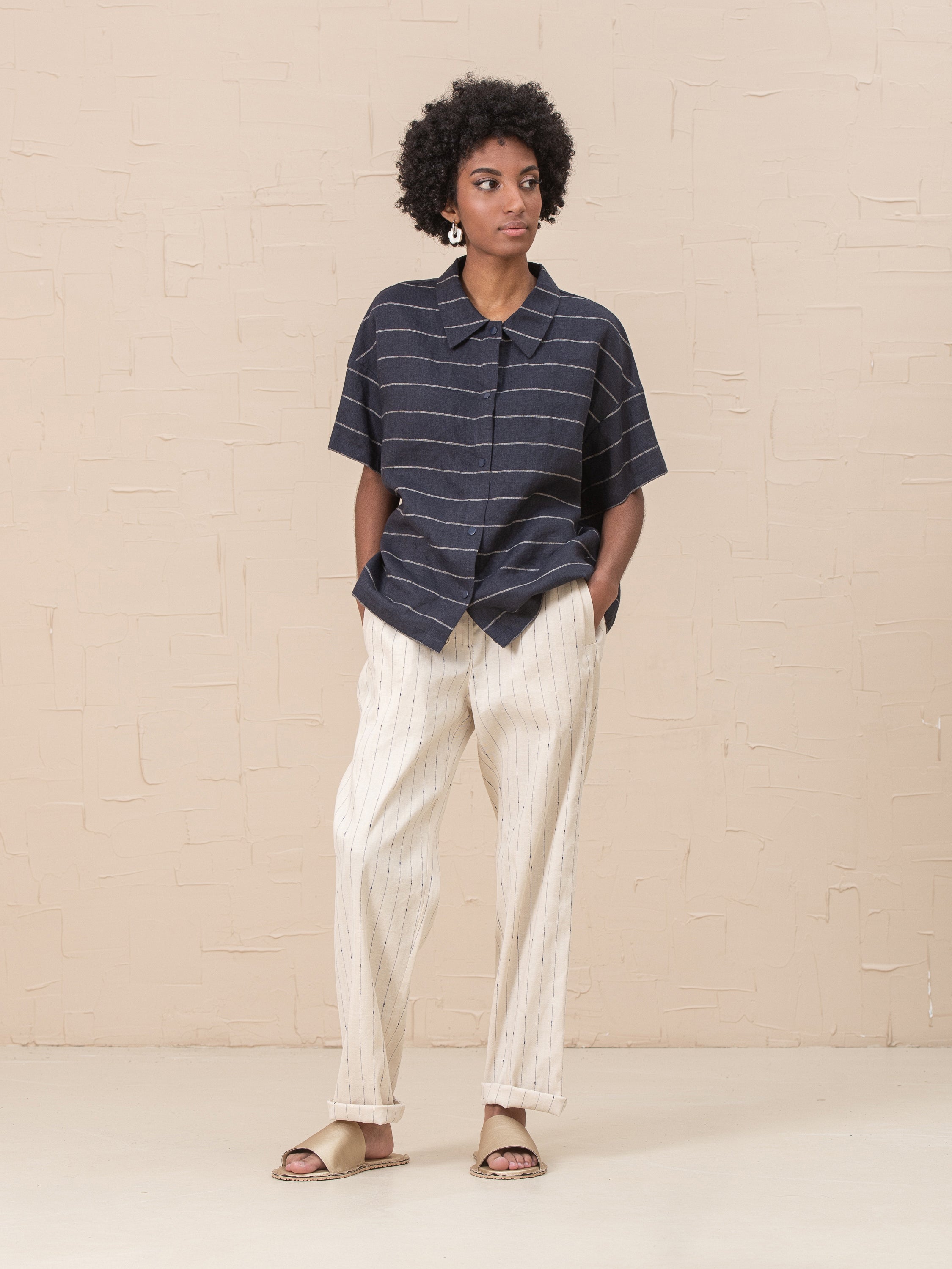 Short Sleeve Olivia Shirt in Striped Linen