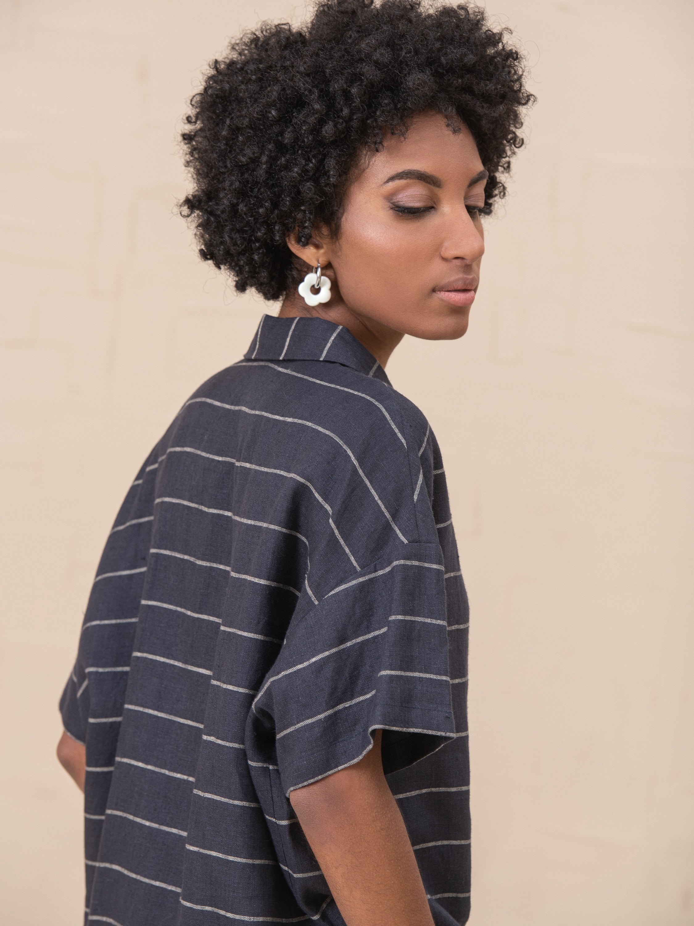 Short Sleeve Olivia Shirt in Striped Linen