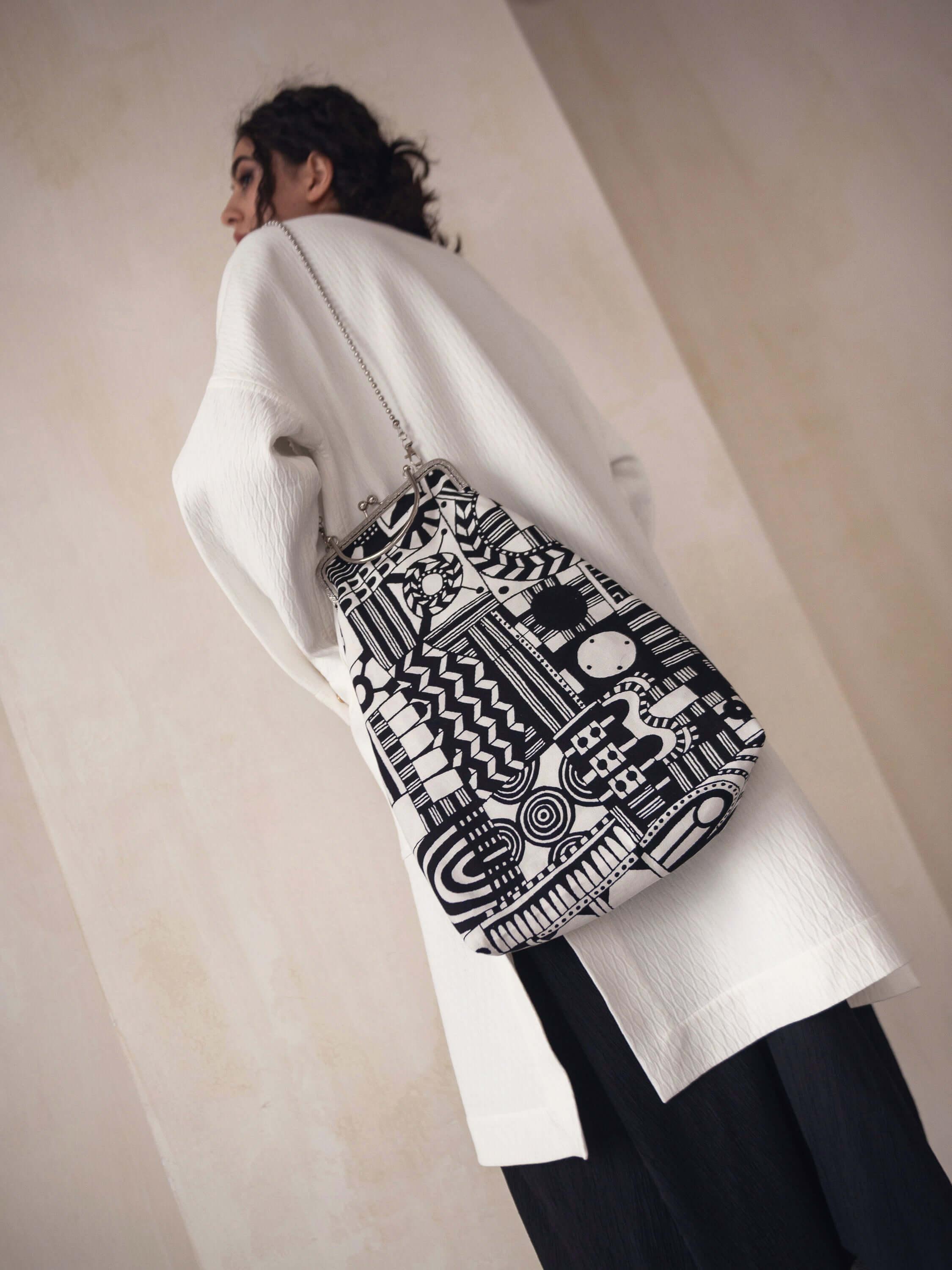 Carlotta Black and White Bag - HankaKohana-store